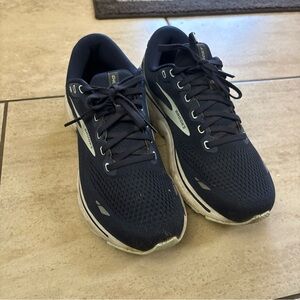 Brooks Ghost 15 Navy White Womens Size 9.5 Wide D  Running Shoes - 1203801d450